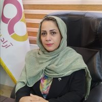 اکرم محزون